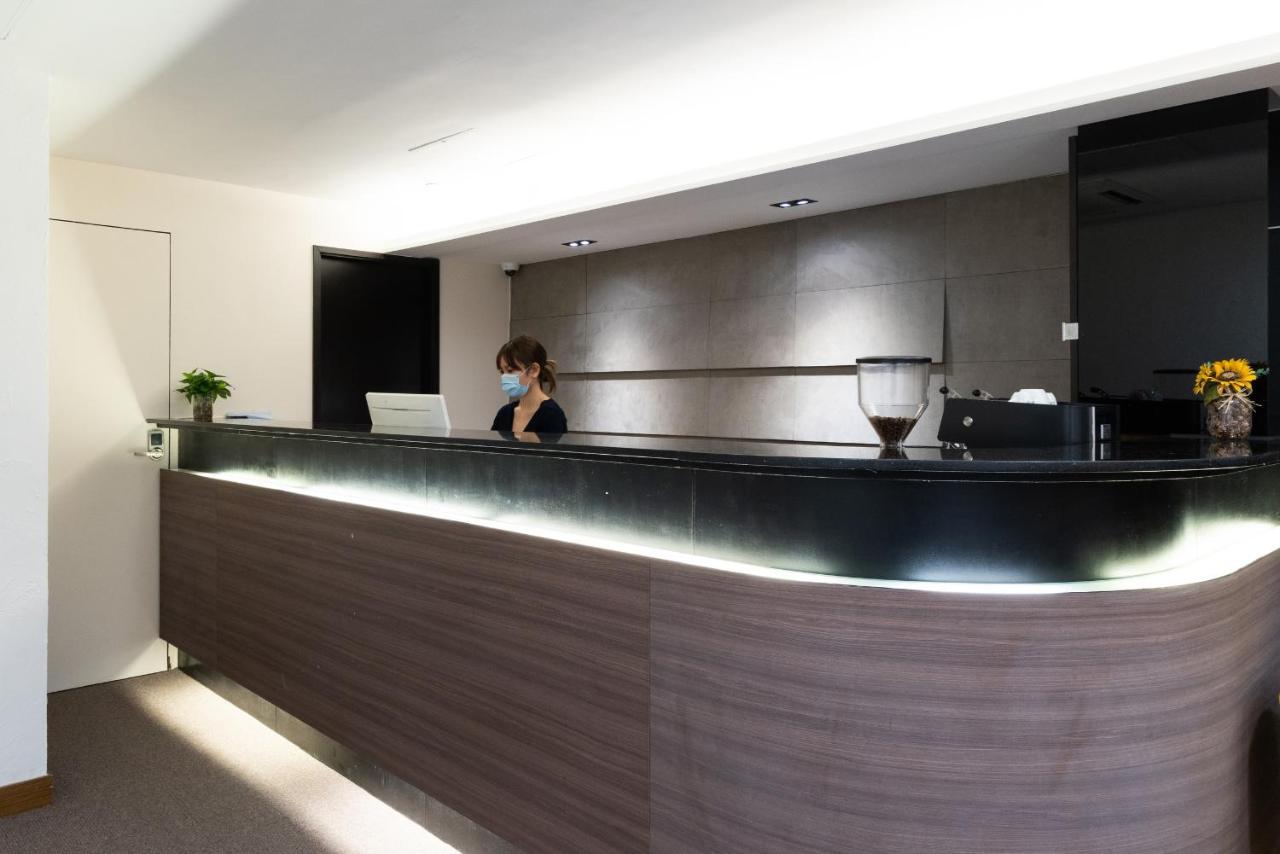 Metacity Living Отель Гонконг